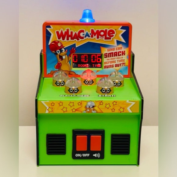 Whac-A-Mole Mini Arcade Tabletop Game - Picture 2 of 6